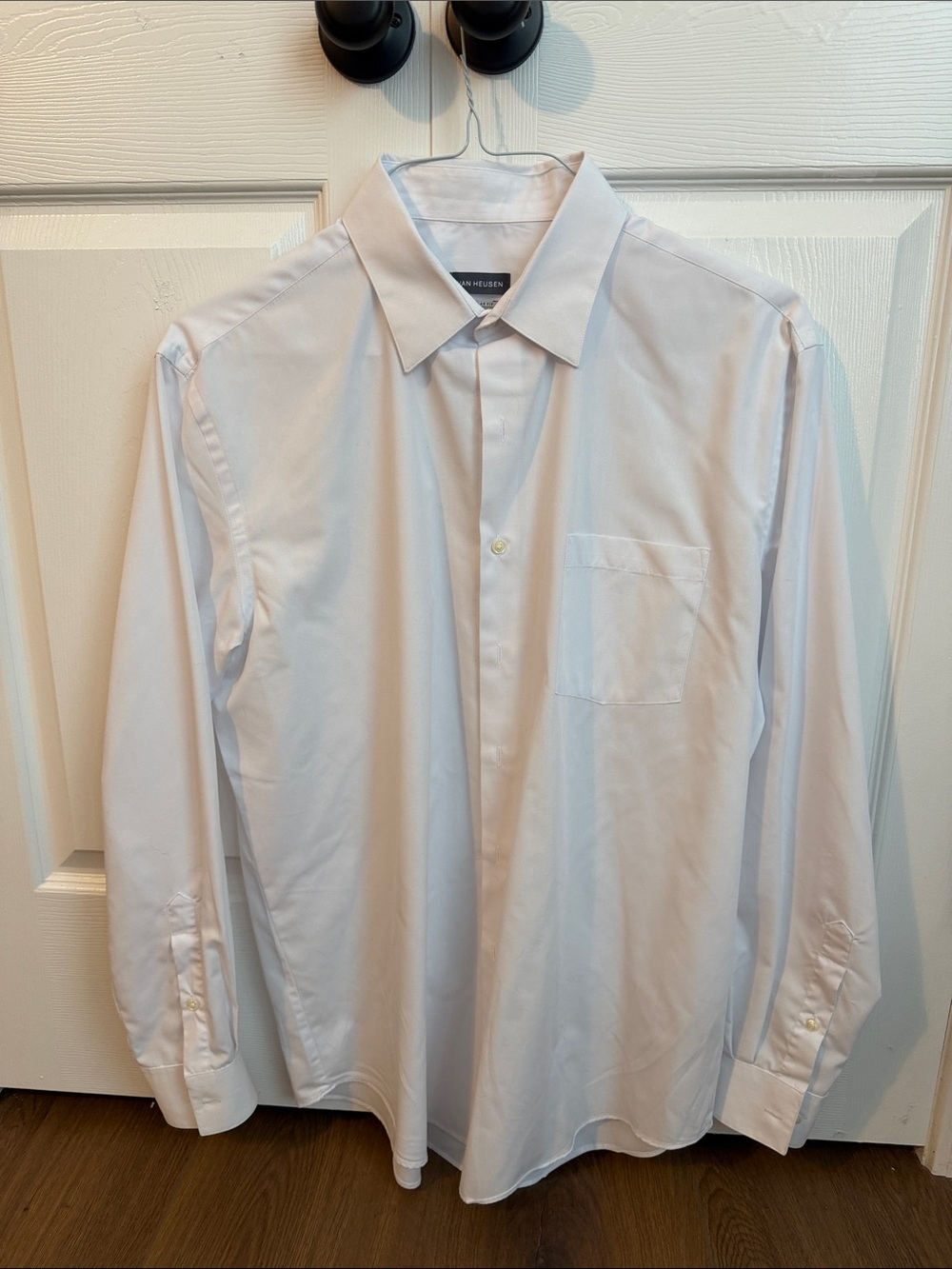 Van Heusen White Long-Sleeve Dress Shirt